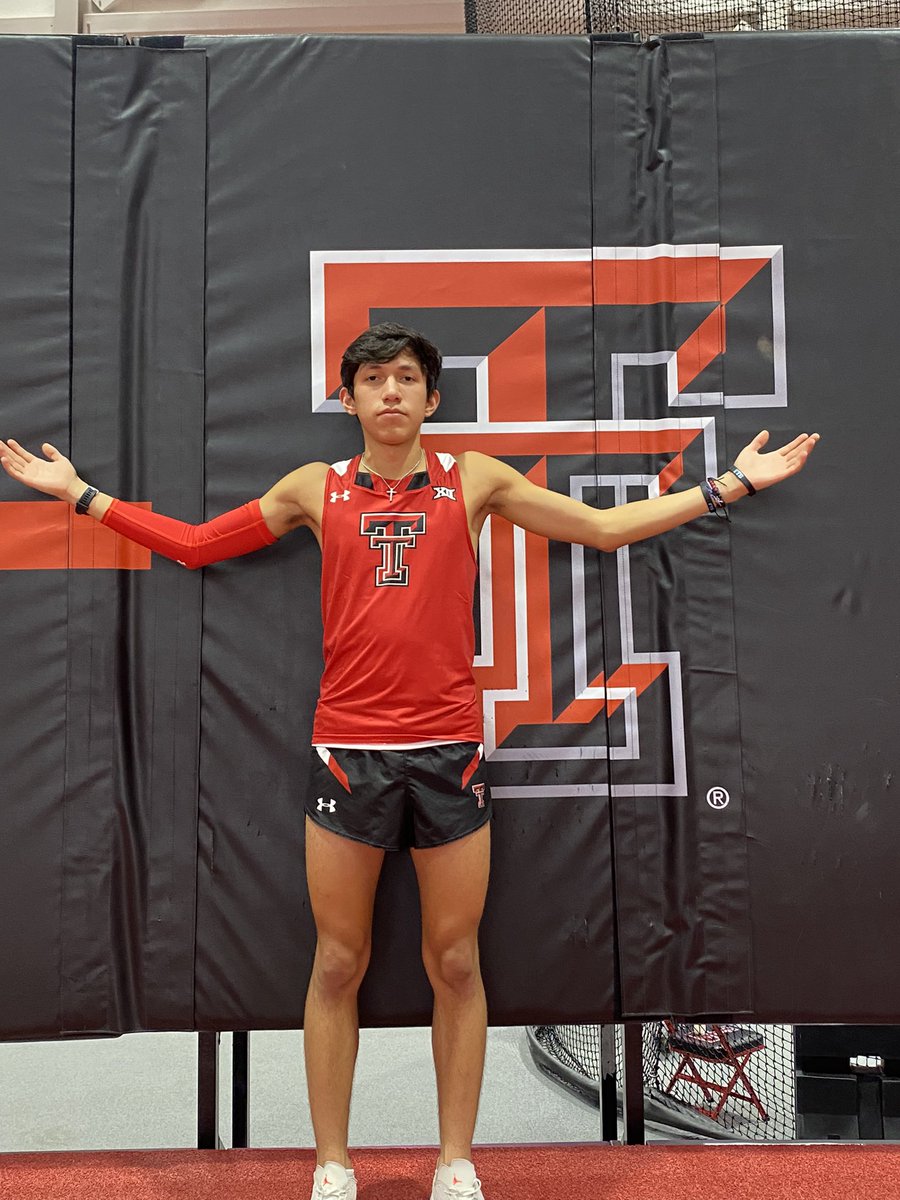 GabeDeLaO's tweet photo. I had a GREAT experience for my second Official Visit with Texas Tech!! Thanks Coach Murray and the Cross Country Team for having me with them this Weekend!! @CoachJonMurray @TTU_XC @TexasTechTF https://t.co/xuoD0o1Ta9