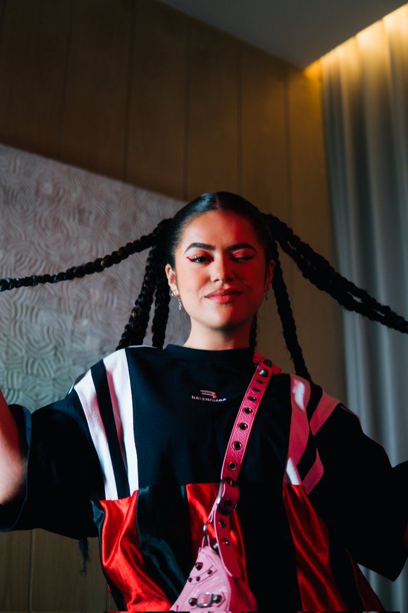 maisa's tweet image. Rock In Rio 🖤