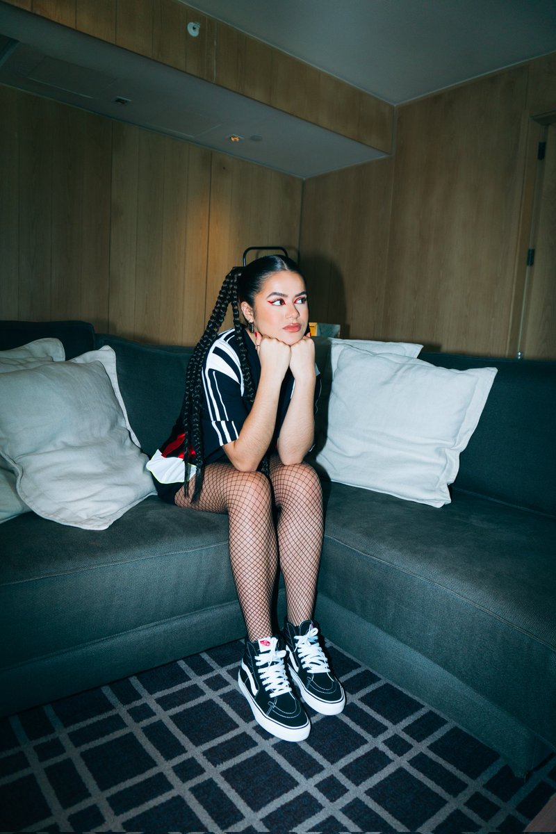 maisa's tweet image. Rock In Rio 🖤