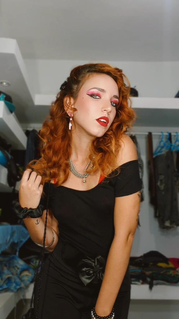 Blue Laurita💙❤ tweet media