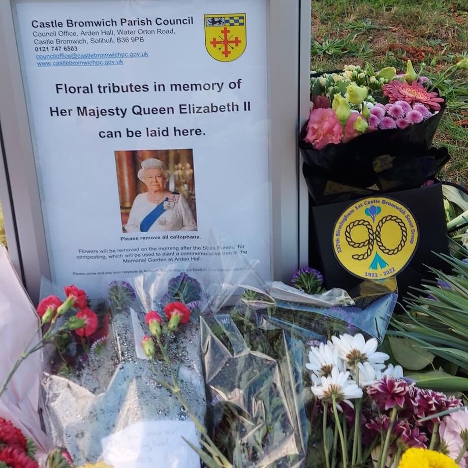 As we continue to mourn Our Patron, HM The Queen and reflect on her life and service, we today laid flowers at the village memorial.
#QueenElizabeth