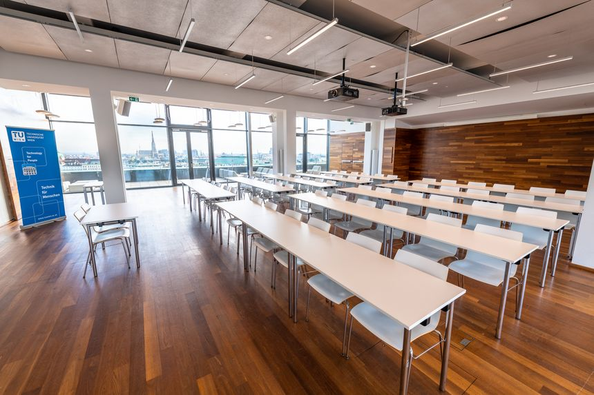 AndreasAtETH's tweet image. Check out the @SuperQuLAN  Workshop on Superconducting #Quantum Networks in #Vienna, #Austria this week. 
It has a stellar lineup including  @HarkNerdLento @circuitqed @jjgarciaripoll @archanakamal @Stefan_Filipp, Yasu Nakamura, Andrew Cleland and more.
superqulan.eu/?e-landing-pag…