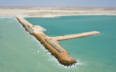 TrulyVeracious's tweet photo. 🤣😂 Pugland tellin the world they spend $531 million to build this makeshift #GaracadPort 💀
#Somalia / #Puntland 🤡 https://t.co/6SxNfL5Rjg