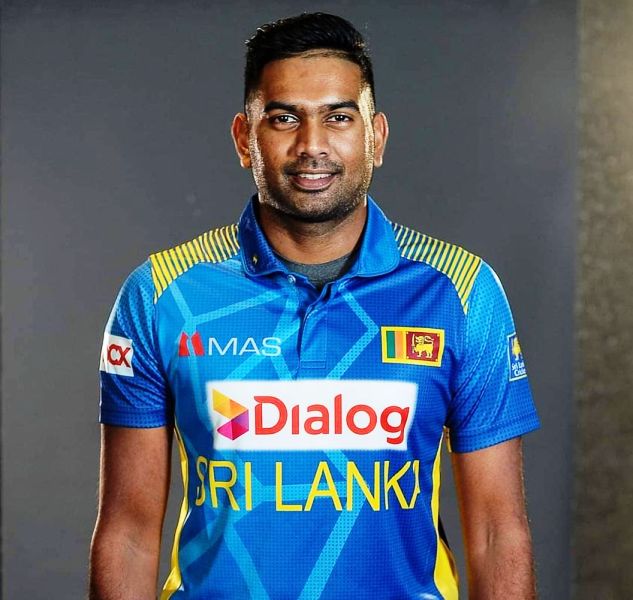 Nikhil_Pandey04's tweet photo. If there is a bad #Rajapaksa, then there is a good Rajapaksa too.
#SLvPAK
#AsiaCupFinal
#Rajapaksa
#gotabayarajapaksa
#bhanuka https://t.co/DyQorFXeWe