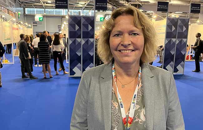Medicinske Tidsskrifter (@medicinske) on Twitter photo Sensation på #ESMO2022 Svært syge modermærkekræftpatienter kræftfrie m. T-celleterapi: ”Det er det største, jeg har oplevet i min karriere," siger prof. Inge Marie Svane
<a href="/HerlevGentofte/">HerlevGentofte Hosp.</a> <a href="/cancer_dk/">Kræftens Bekæmpelse</a>
onkologisktidsskrift.dk/behandlinger/h… Sensation på #ESMO2022 Svært syge modermærkekræftpatienter kræftfrie m. T-celleterapi: ”Det er det største, jeg har oplevet i min karriere," siger prof. Inge Marie Svane
<a href="/HerlevGentofte/">HerlevGentofte Hosp.</a> <a href="/cancer_dk/">Kræftens Bekæmpelse</a>
onkologisktidsskrift.dk/behandlinger/h…