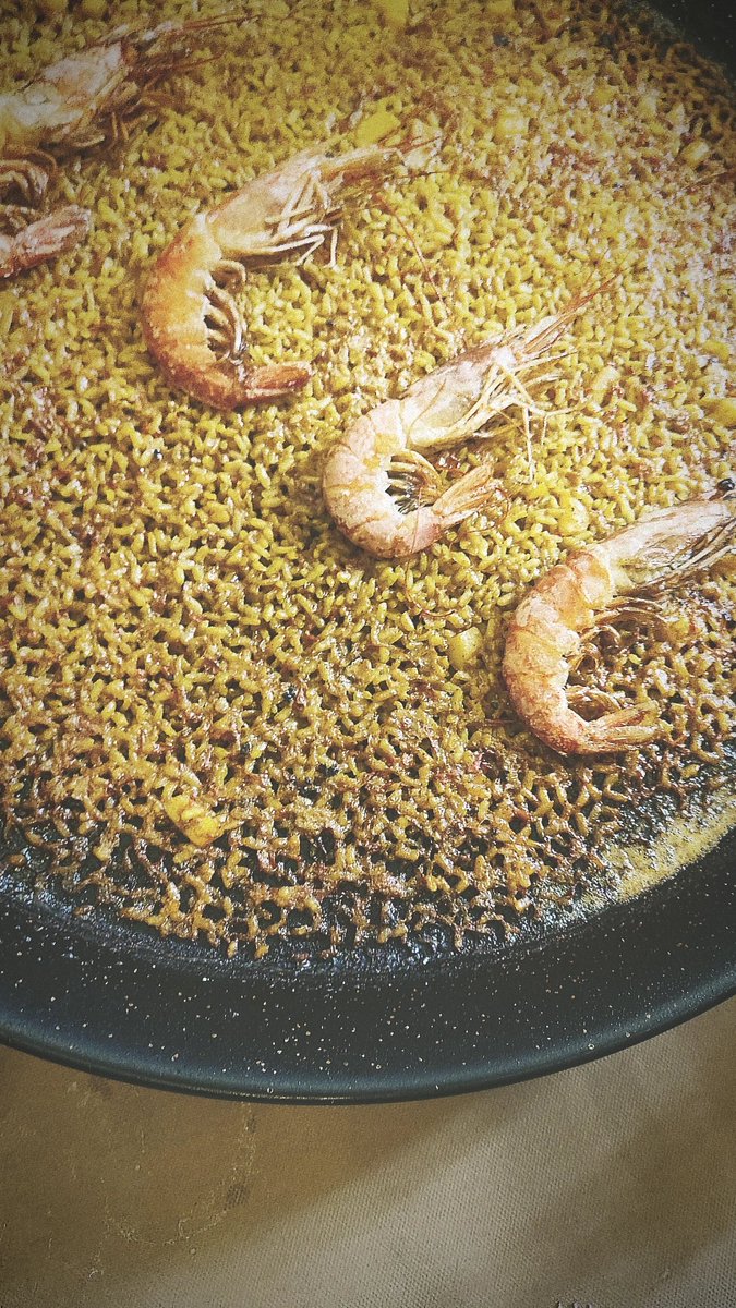 elprofe_Vicente's tweet photo. 👨🏻🏫 Arròs del #senyoret a #Borriana‼️Bon profit 😋
.
.
.
@elprofe_Vicente #FestesDeLaMisericòrdia @ajborriana #Cultura #Gastronomia https://t.co/DBPr9cOczG