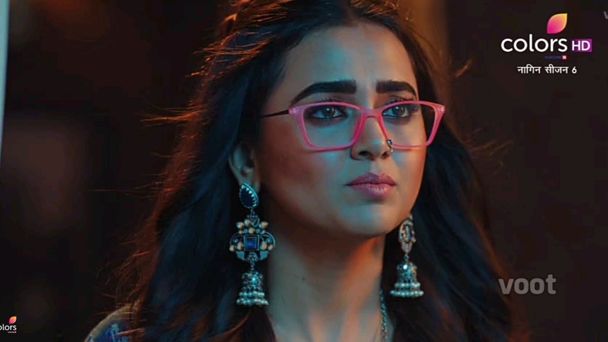MasterBoyAK's tweet photo. If you say Versatile,I hear #TejasswiPrakash 👑⚡

Whether its mature #Pratha or a cute #Prathna she played both roles tremendously outstanding, that Been moment is the highlight of the episode 👏

#TejaTroops #Naagin6 #Naagin6WithTejasswiPrakash @itsmetejasswi https://t.co/n92SbF5Uhe