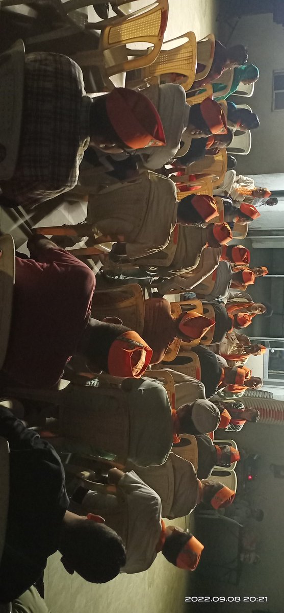 RBhadohi's tweet photo. राजकोट विधानसभा पश्चिम के वार्ड नम्बर 3 के मण्डल बैठक में मुख्य अतिथि के रूप में उपस्थित रहकर आगामी करणीय कार्यो की रूप रेखा बनया गया।बैठक की अद्ध्यक्षता यशश्वी मण्डल अद्ध्यक्ष श्री हेमू भाई परमार जी ने किया ,जिलाउपद्ध्यक्ष श्री विक्रम भाई जडेजा,पूर्व मेयर जनक भाई कोटक रहे। https://t.co/0H1XmtdNlj