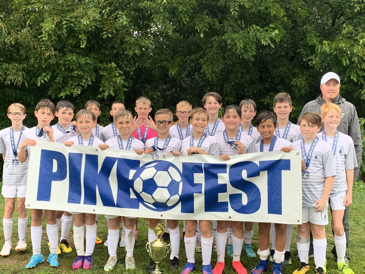 WSUFC2010's tweet photo. U13 Pike Fest Champions! 3-0 on the weekend with 3 shutouts! #pikefest @USAofIndiana @WestsideFC2012 https://t.co/3D7SUC4mzM