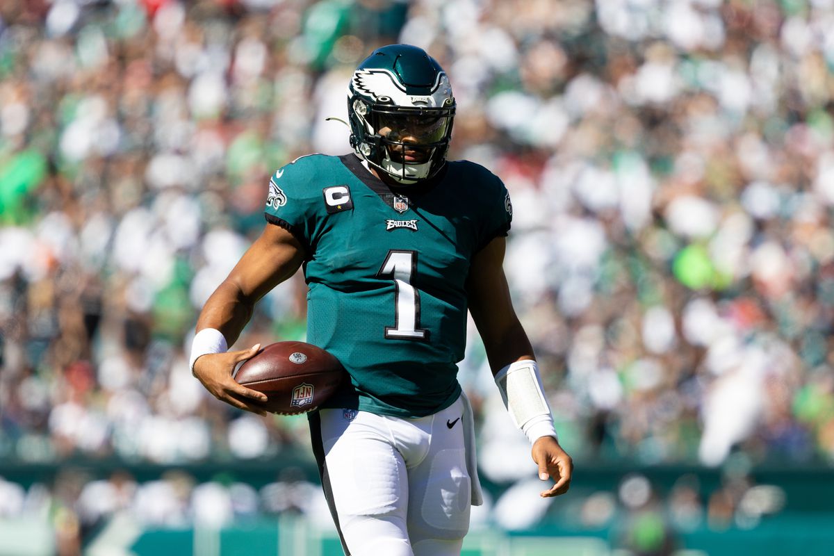fd_guru's tweet photo. If Jalen Hurts scores 25+ #FanDuel points today against the Lions, ONE RETWEETER will win a $300 prize in credit on my website!

Must be following me to win https://t.co/BkmkojwUzG