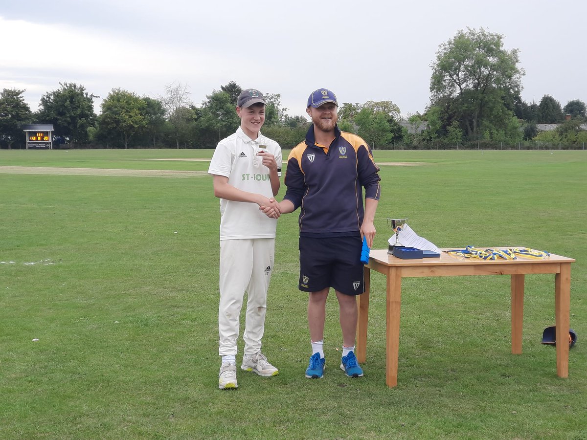 What a day!!! 💥🏏
Ladies are Shropshire Super 8s Hardball League Winners with Lucy Freeman as player of the day and
U13s are Shropshire County League Champions  going to a nail biting finish!!
Special mention to Lewis for player of the match!