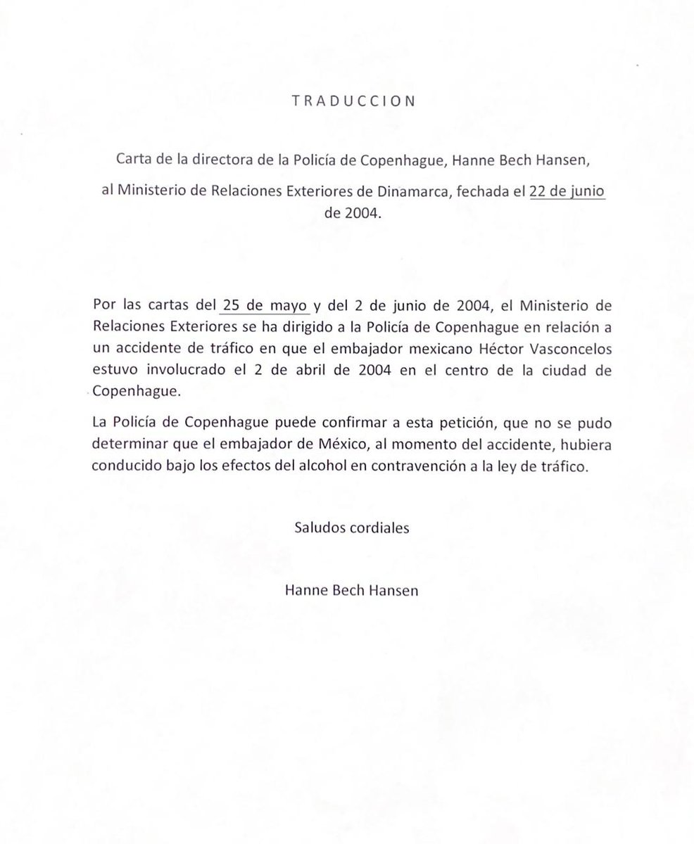 HVasconcelos_'s tweet photo. 1.-El dictamen de la policía danesa; 2.- parte del comunicado de la Secretaría de Relaciones Exteriores; 3.-una foto recibiendo la orden de Dannebrog, otorgada por la Reina de Dinamarca, 5 meses después del accidente. https://t.co/4lsINp3BXz