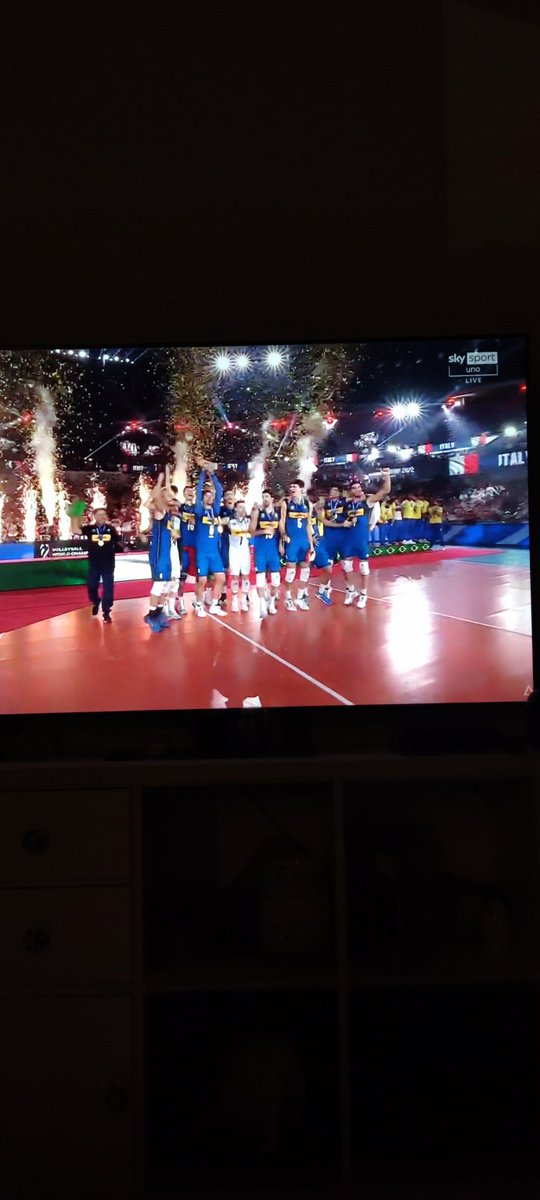 pastycciotto's tweet photo. Great night, great game
Thank you Poland and congrats for the fair play 
#campionidelmondo 
#ForzaItalia 
#VolleyballWorldChampionship2022 https://t.co/72qkVdKgRv