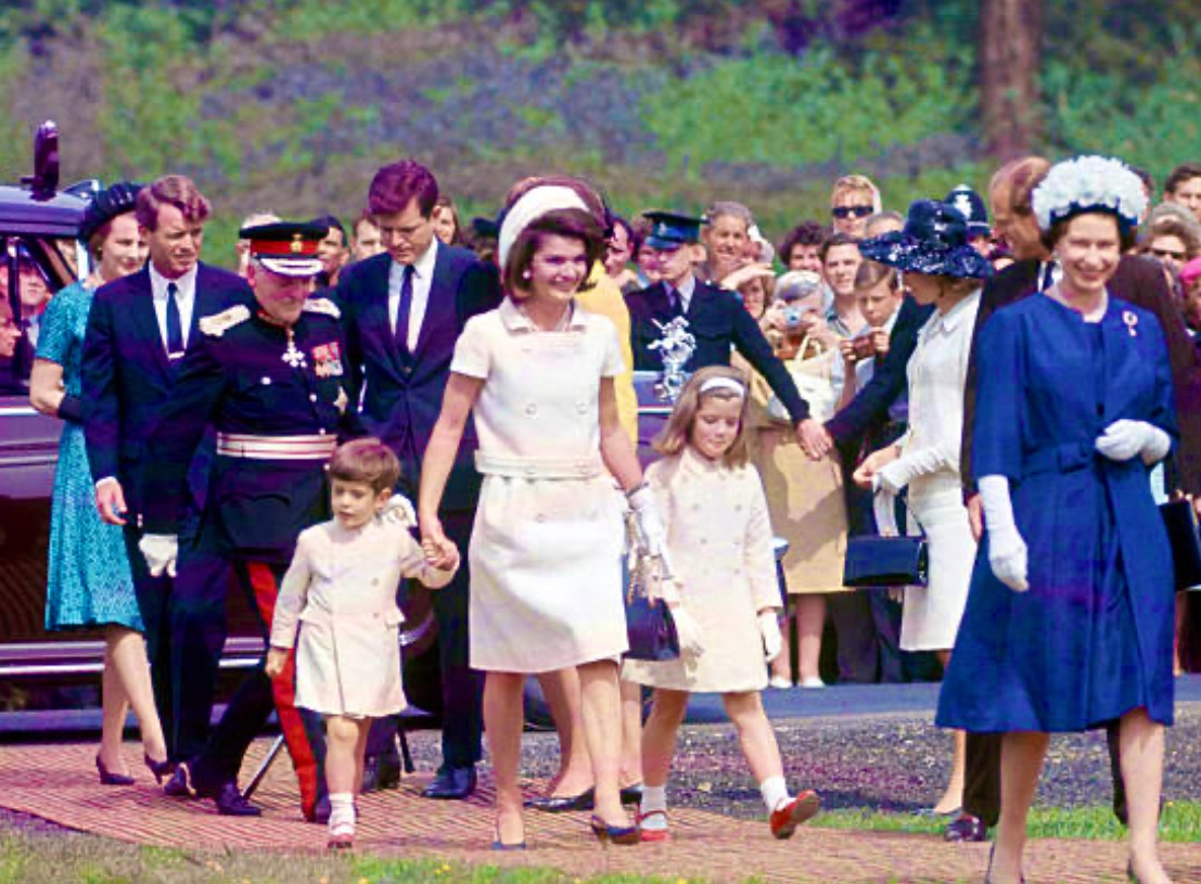 Queen Elizabeth II with Kennedy family at dedication of JFK Memorial in