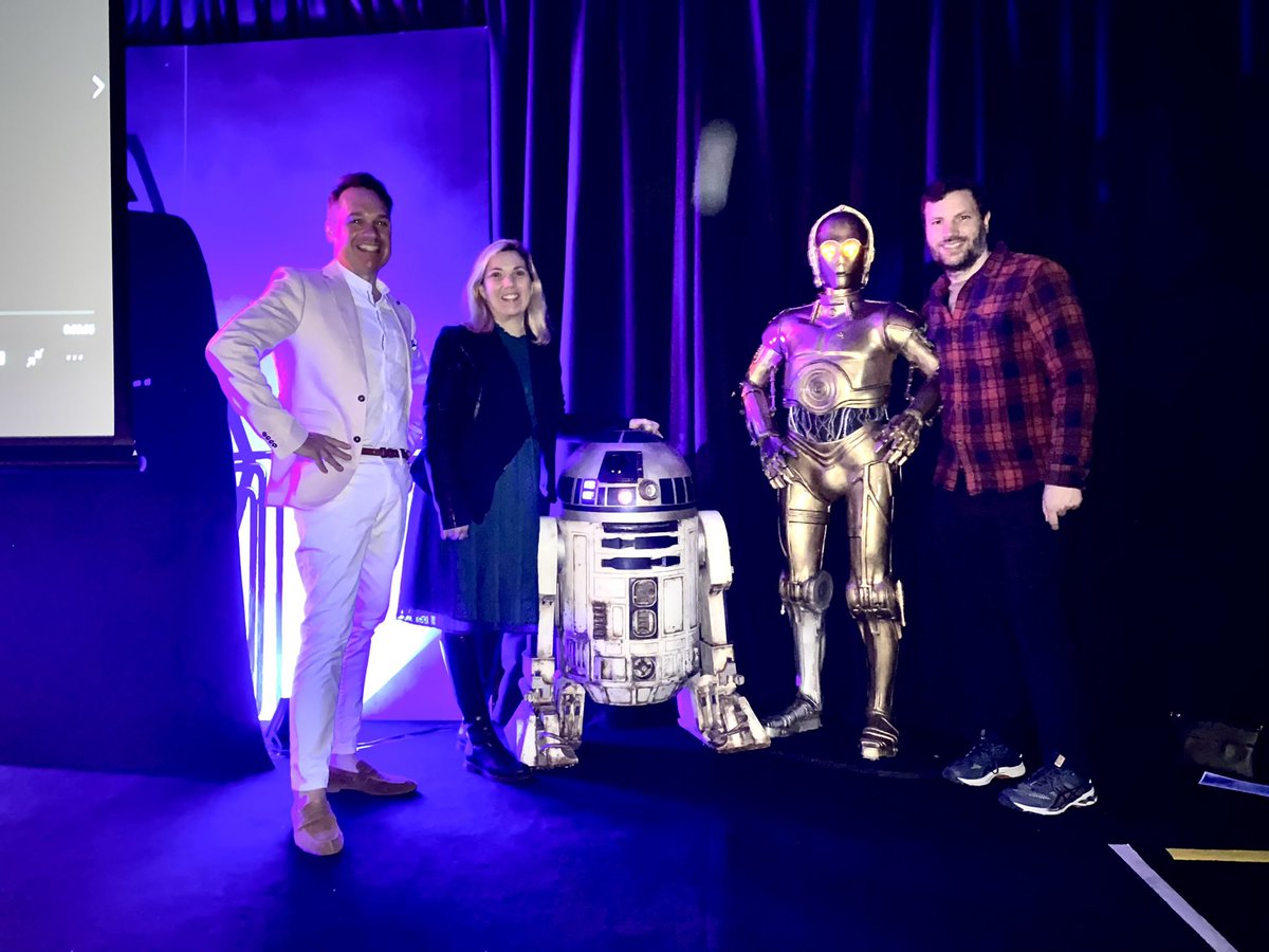 Star Walking Inc tweet media