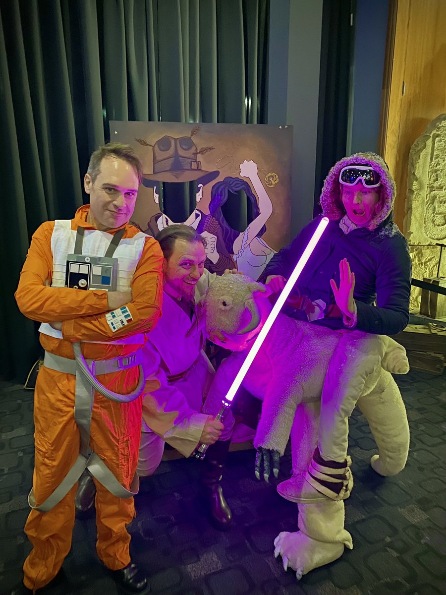 Star Walking Inc tweet media