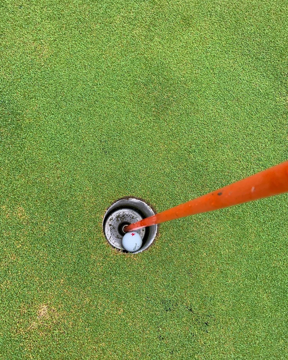 Anna568a's tweet photo. Golf is the best arrangement for the weekend.😊😊 https://t.co/wY5BvfF32q