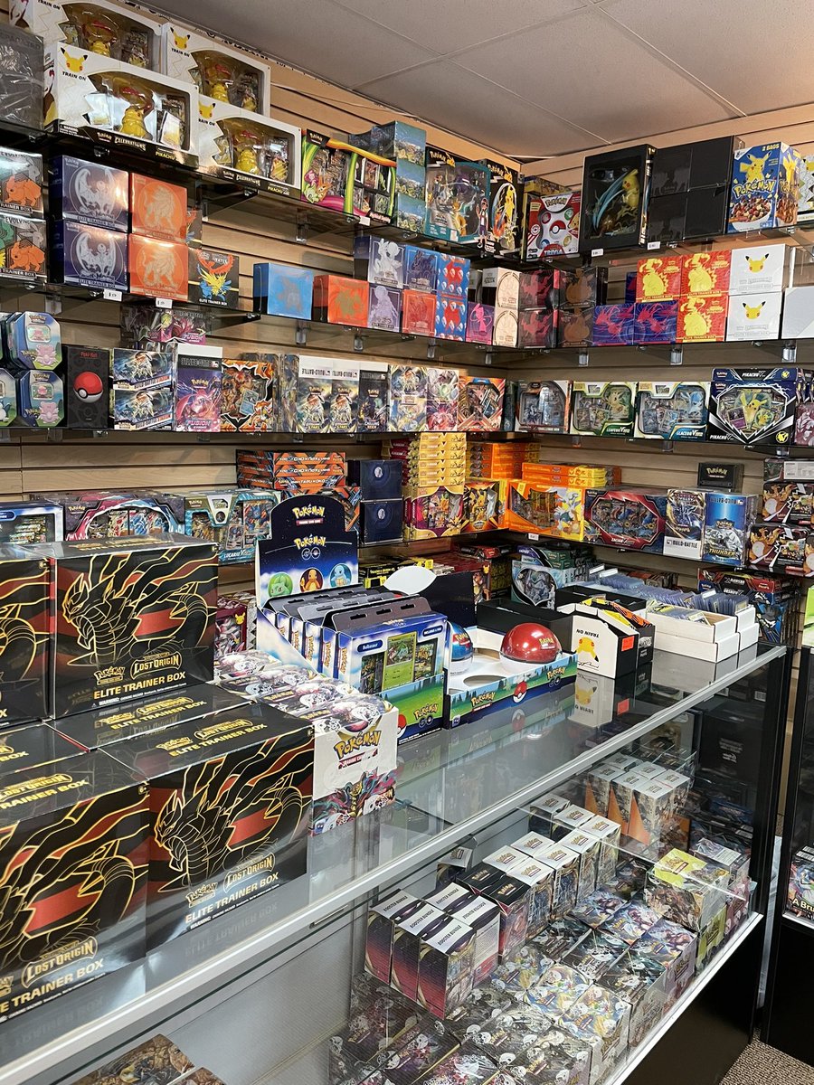 Pokemonhunt_ATL's tweet photo. Shout out to @GuubuuHobby for hosting a fun tournament today. Got to play some live TCG for the first time! They’re also having a larger tournament next Saturday for anyone interested!
#Pokemon #PokemonTCG https://t.co/rerj1pggvH
