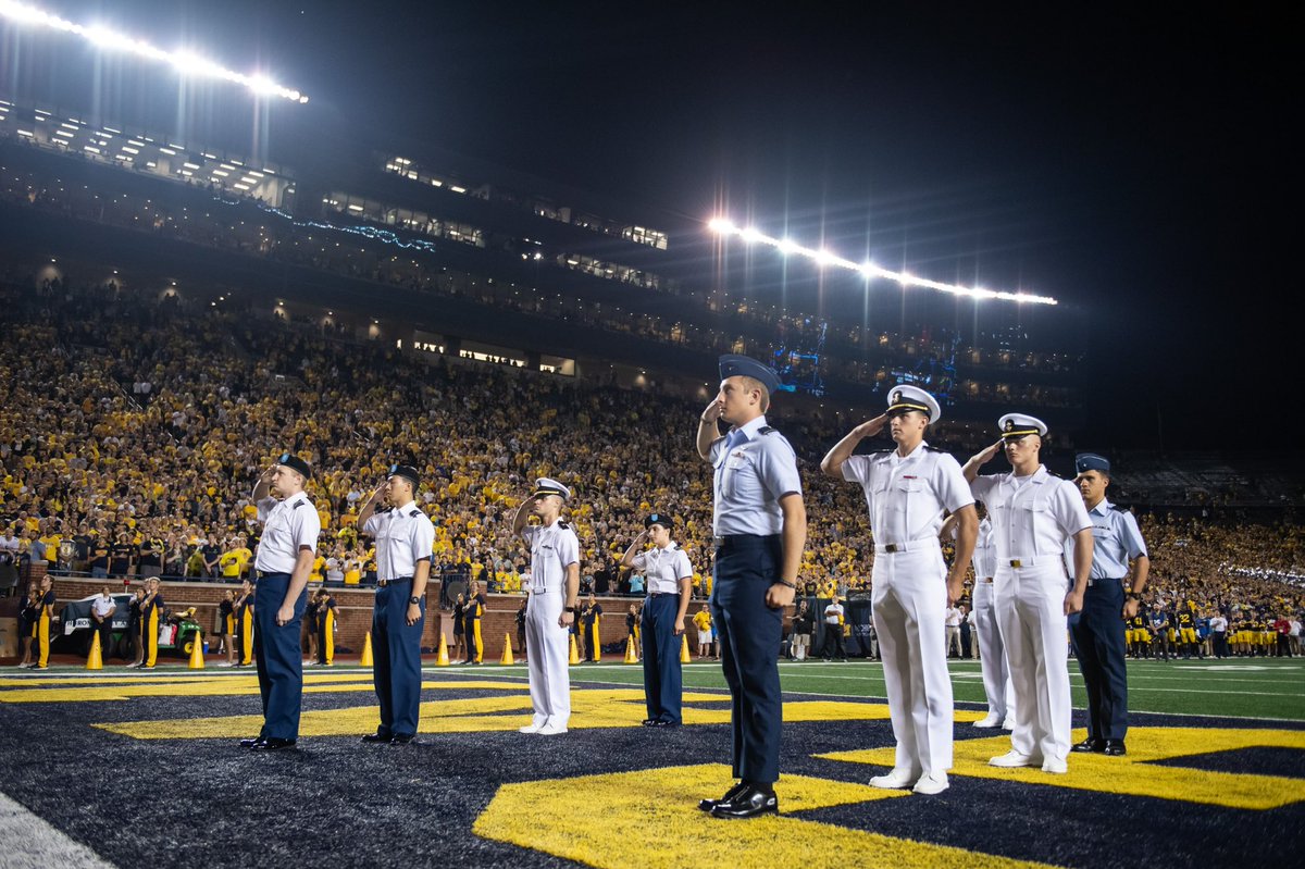 Michigan Wrestling tweet media