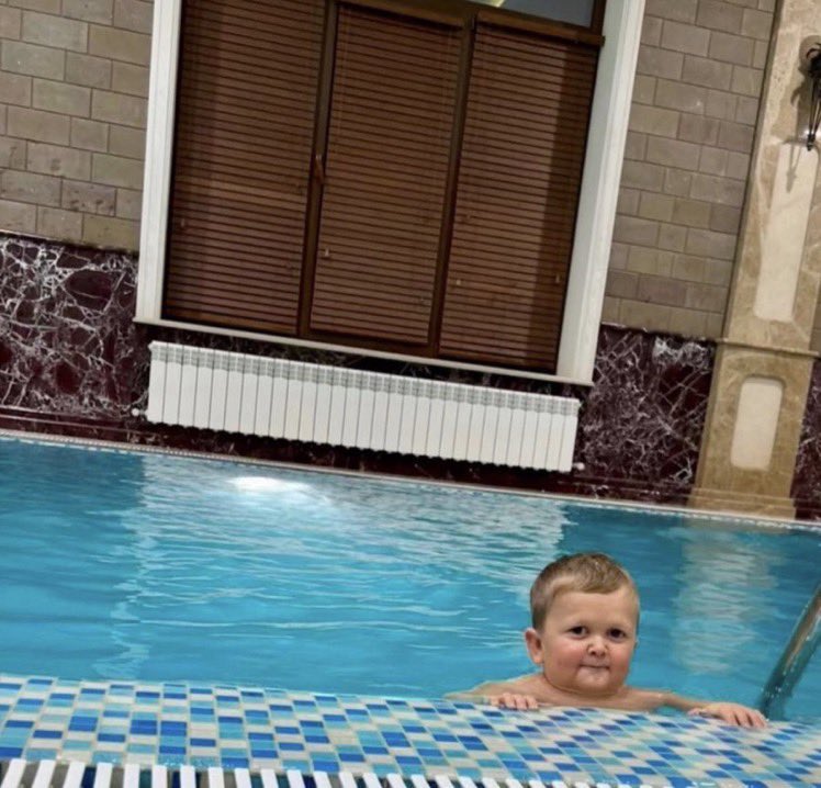 juvenewslive's tweet photo. @juventusfc @EASPORTSFIFA My son was so upset at half time that he climbed into an empty pool and his tears had filled it by the end of the game. Next time he could drown. You need to fix this for my son. He’s been a Juventus supporter since 1967. Unacceptable. https://t.co/luCXizwtd3