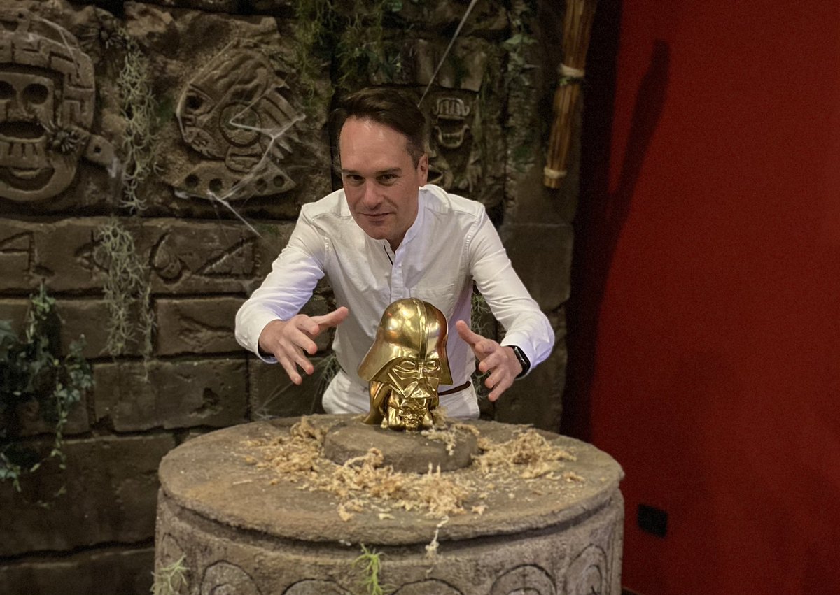 Star Walking Inc tweet media