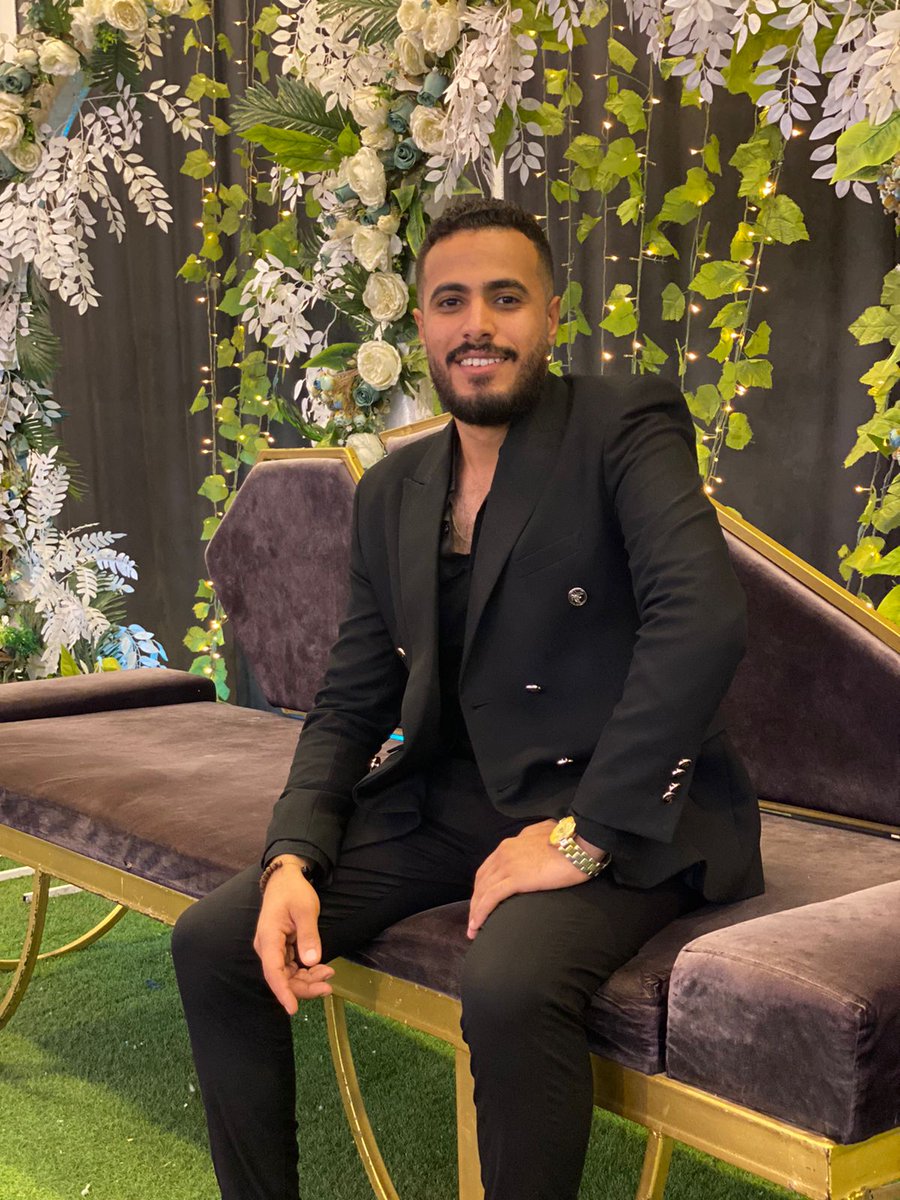 #صورة_ملف_شخصي_جديدة 
Black 🖤🖤