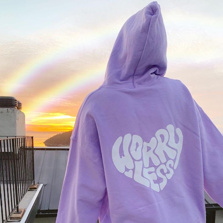 Omobonilara_'s tweet image. All hoodies are available in different colours and sizes… 8000naira only