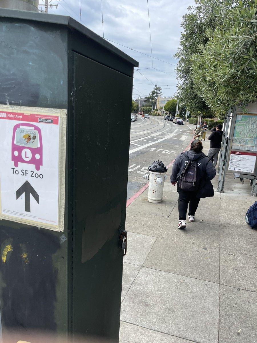 transitcounts's tweet photo. Current situation: #gapsinservice, #lackofsignage, unclear #transfer instructions, no #LTaraval train in #munimetro #subway, no awaiting #LBUS, #sundayservice, #delaydelaydelay, #happytransitmonth 🎉! #TransitMonth #SanFrancisco #onelesscar #manymorebuses https://t.co/S19DWSqDK2