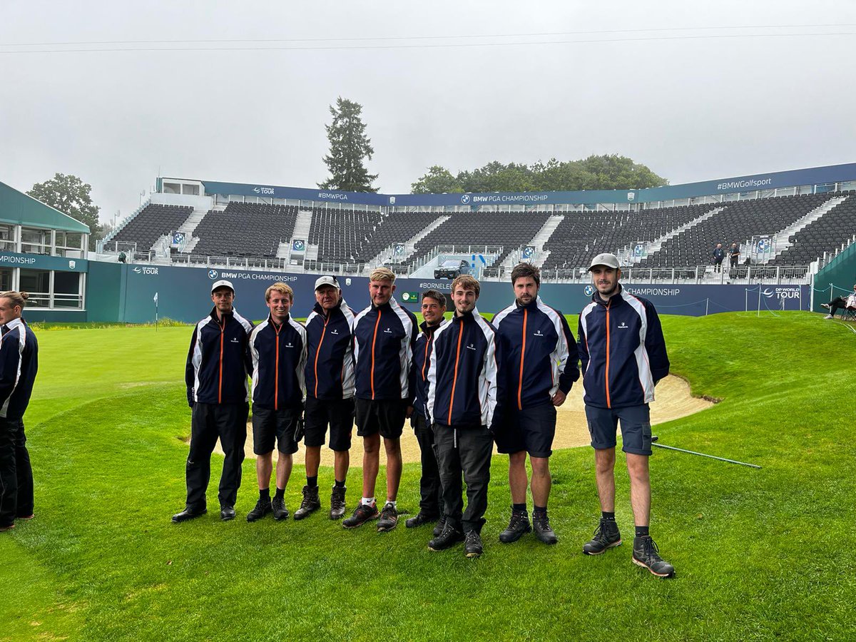 jameshook91's tweet photo. Amazing last day at Wentworth. Great week! Massive congratulations to @ShaneLowryGolf on the win! #BMWPGA #greenkeeping https://t.co/bXvXIzfVZ8