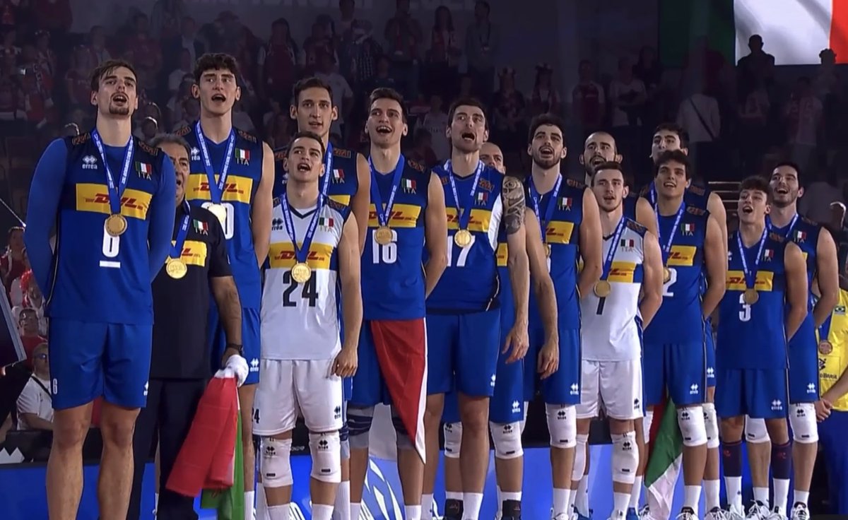 ☀️ IT'S A GOLDEN SUMMER FOR ITALY ☀️

#EuroVolleyU18M - 🥇
#EuroVolleyU22M - 🥇
Women's #VNL2022 - 🥇
#EuroVolleyU21W - 🥇

and now

Men's #FIVBWorldChampionships - 🥇

The best example of how and why a grassroots program is so important! Forza Azzurri!!! 💪💪💪

#ItalyanoGold