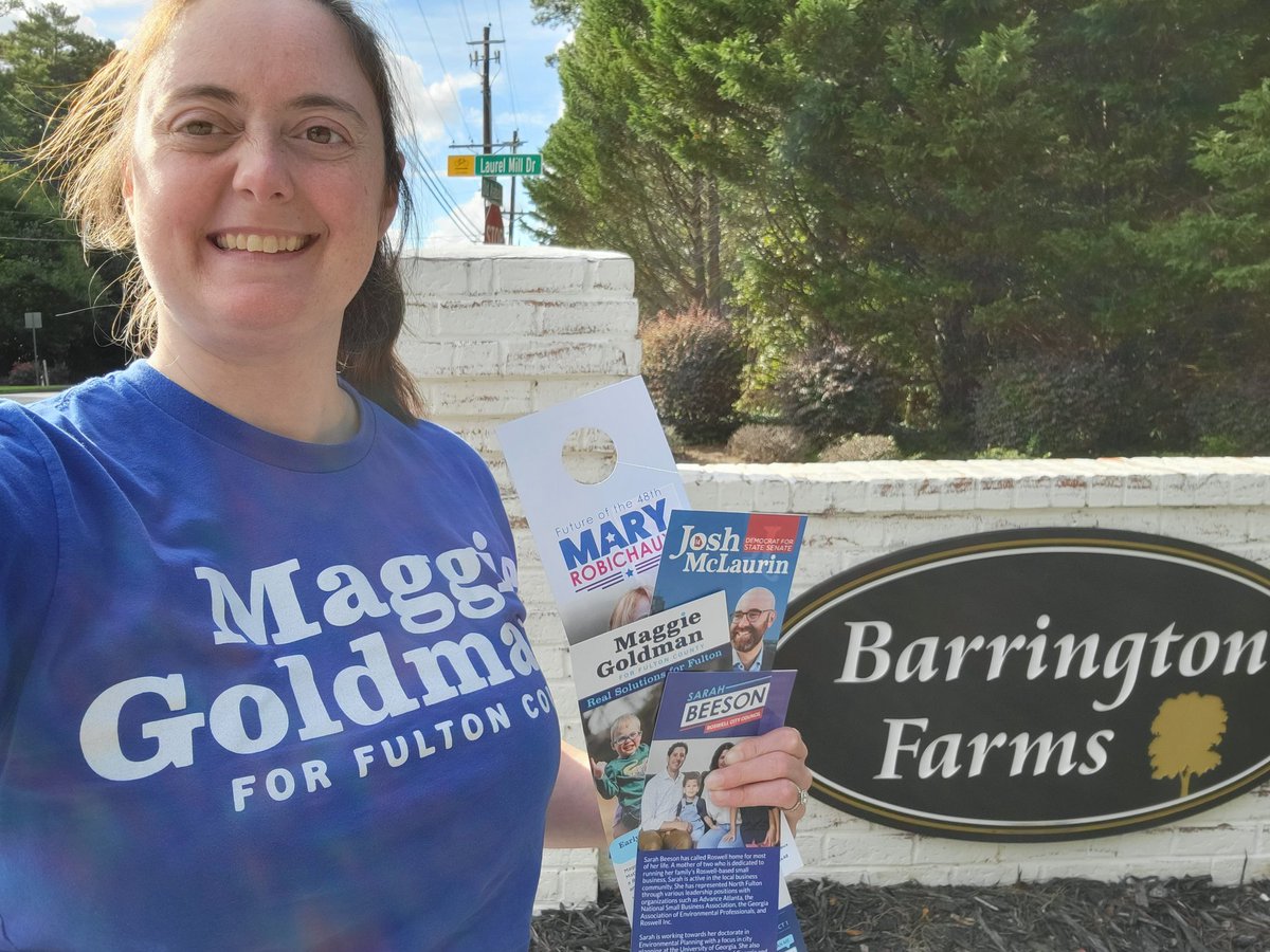 Maggie4Fulton's tweet photo. Back in Roswell today with @SarahZBeeson lit this time!!!
@maryrobichaux48
@JoshforGeorgia
#maggie4fulton #onefulton #northfultondems #gapol #fulton #fultoncounty #fultondems #maggiegoldman https://t.co/whyPVBgVj4