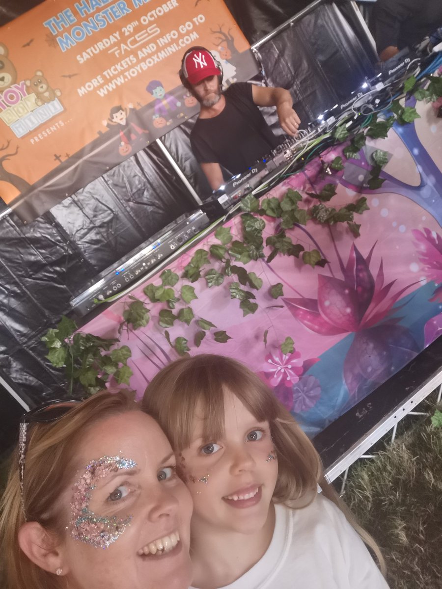 Clare O'Brien tweet media