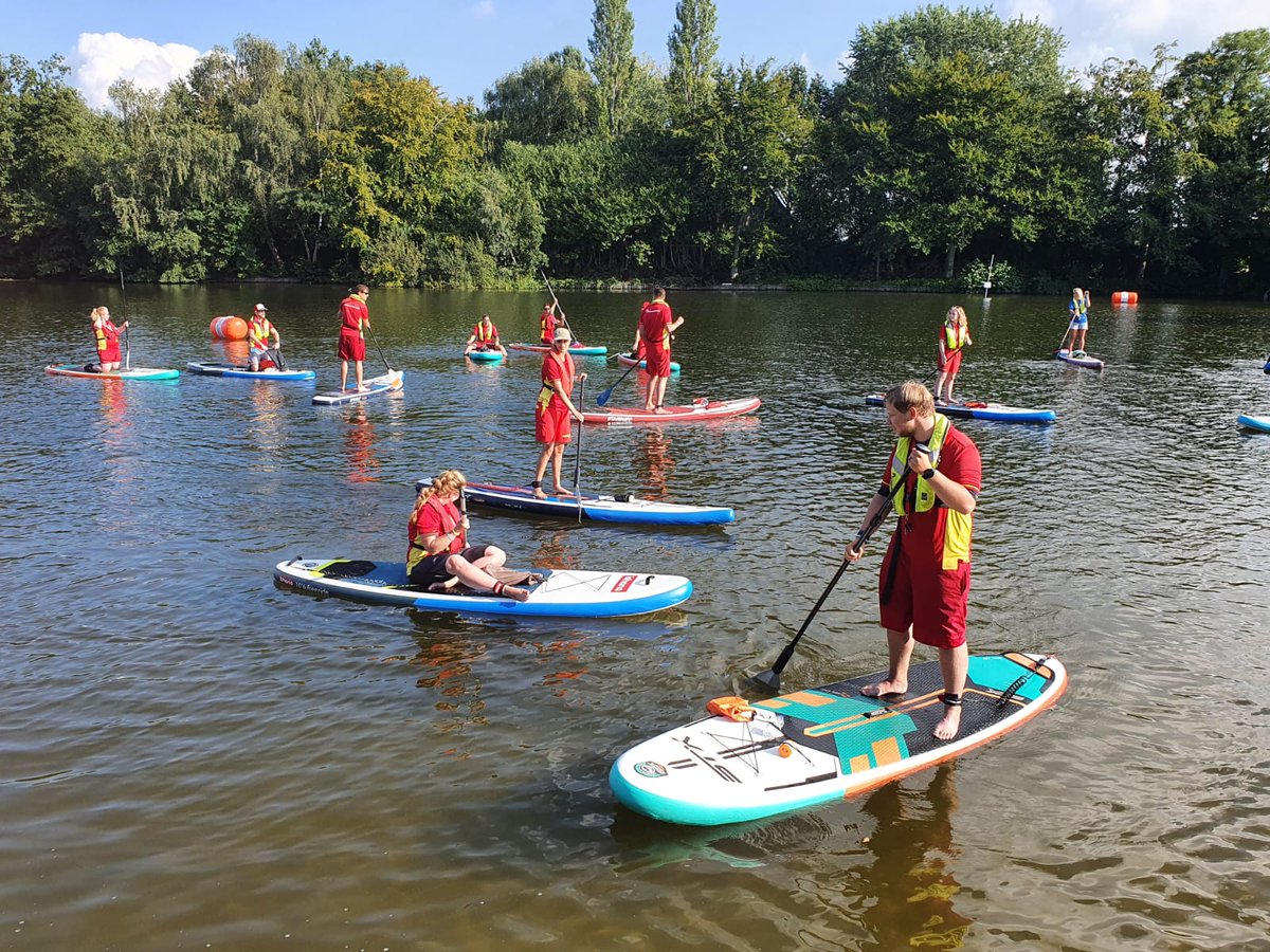 Vandaag als lifeguard van <a href="/rbbreda74/">ReddingsbrigadeBreda</a> <a href="/KNBRD/">Reddingsbrigade Nederland</a> de veiligheid verzorgd op een sup met nog 14 collega's bij <a href="/swimtofight076/">Swim to Fight Cancer Breda</a>. Met belangeloze ondersteuning van <a href="/XploreSUP/">Xplore SUP</a>. Een fantastisch bedrag opgehaald voor dit mooie doel. Fijn om hier een bijdrage aan te leveren.