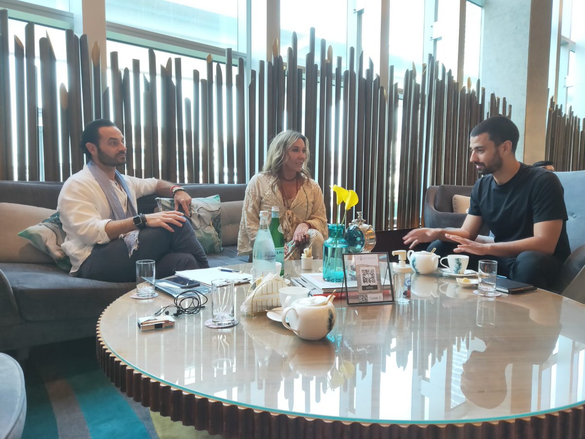 XiTradingAI's tweet photo. Our Chief Architect Officer, Firàs Safieddine, is looking forward to the 13th to speak at the @themetaweek event! ✨

Today he had a meeting with Dustin Plantholt &amp; Dr. Christina Rahm to prepare their speeches together and share their thoughts on the #metaverse 🔥

#Web3 $GMM https://t.co/phFTB5eHWV