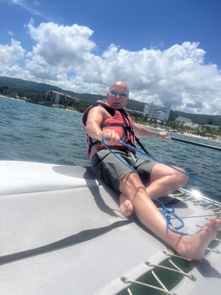JustinJamesDJ's tweet photo. Caribbean Sea sailing ⛵️ #YehMon 🇯🇲😎 https://t.co/oDCRAu6eZu