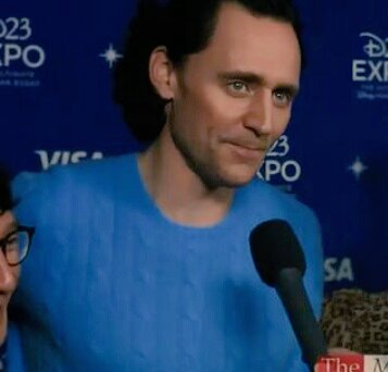 Best of Tom Hiddleston tweet media