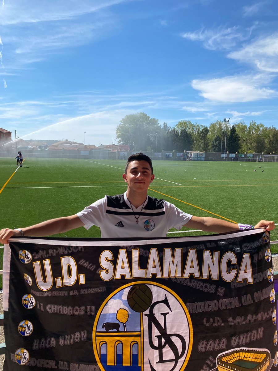 GorosUDS's tweet photo. Vuelve lo bueno, vuelve la Unión.
Palencia on tour 🤍🖤 https://t.co/0k0vdir6HM