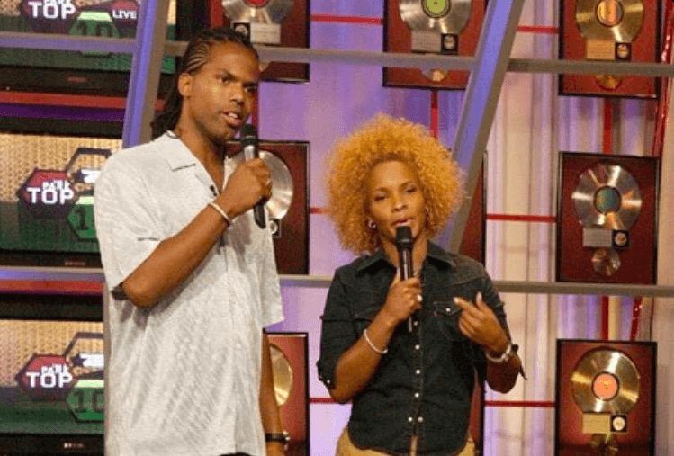 mefeater's tweet image. 22 years ago today ‘106 &amp;amp; Park’ aired on BET with @missfree and @AJCalloway as hosts 💕