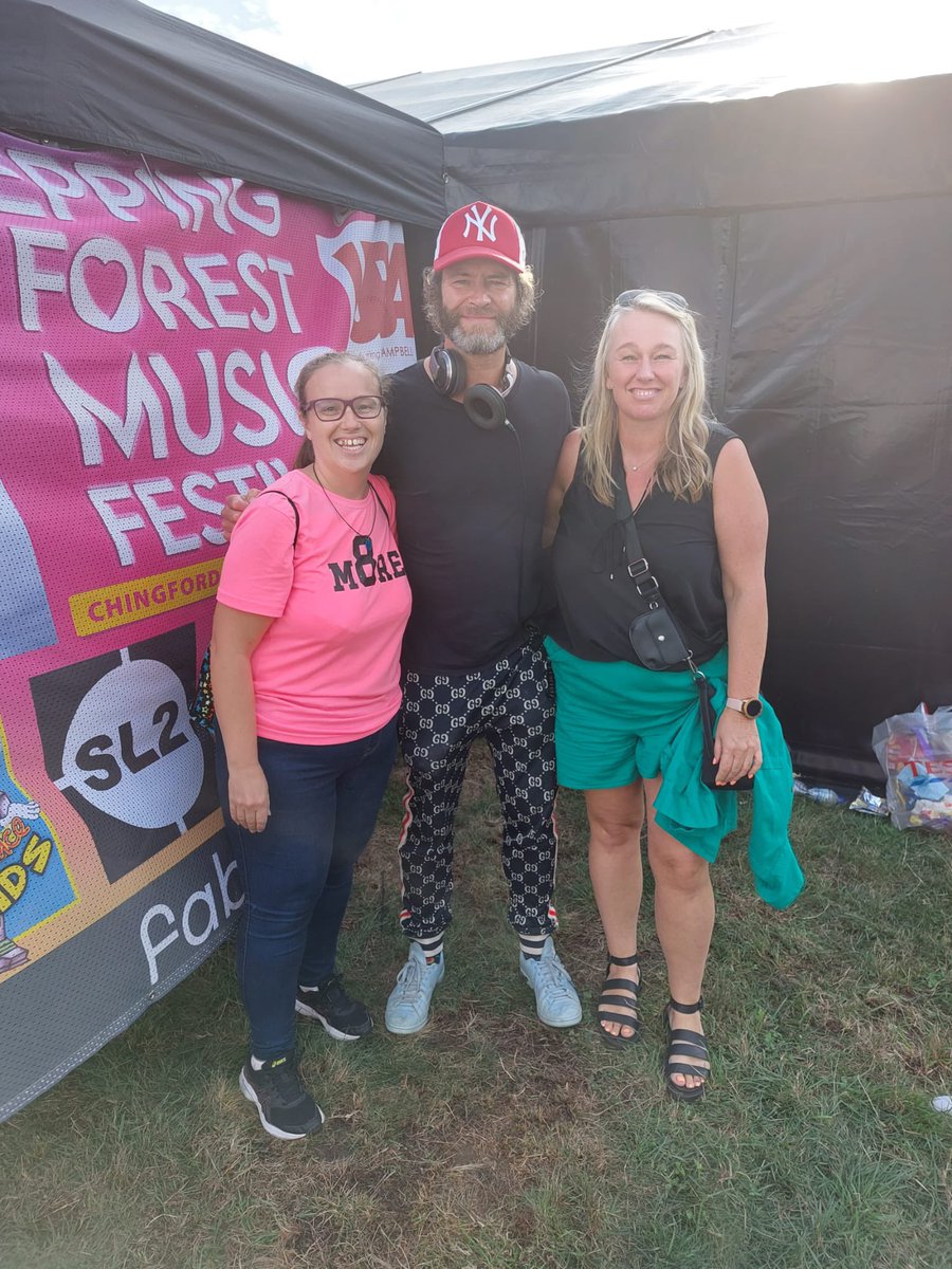 Karen Alexander tweet media