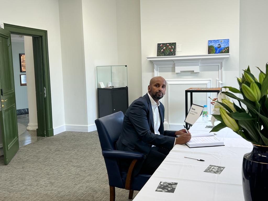 iissabright's tweet photo. It was honour to attend the Proclamation of King Charles III today at @lambeth_council  this afternoon and sign the book of condolences on behalf of the people of Oval ward! https://t.co/0873rRTqkP