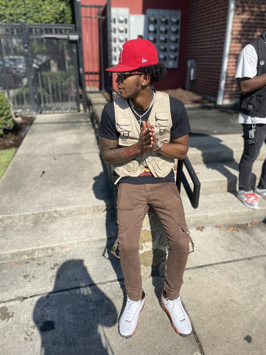 kamsaucin's tweet photo. https://t.co/Ol4HlGOD6y
