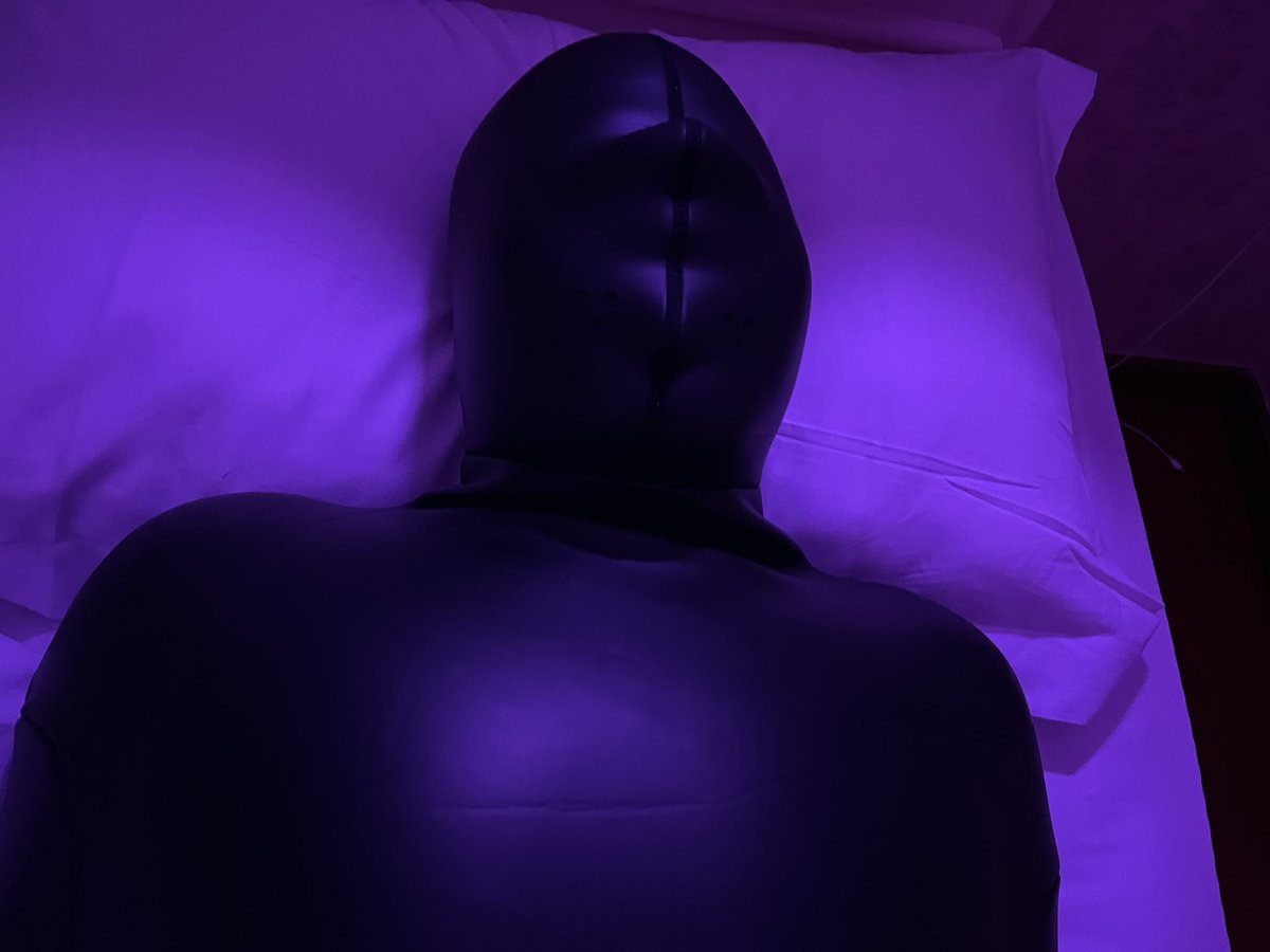 Rubber dark tweet media