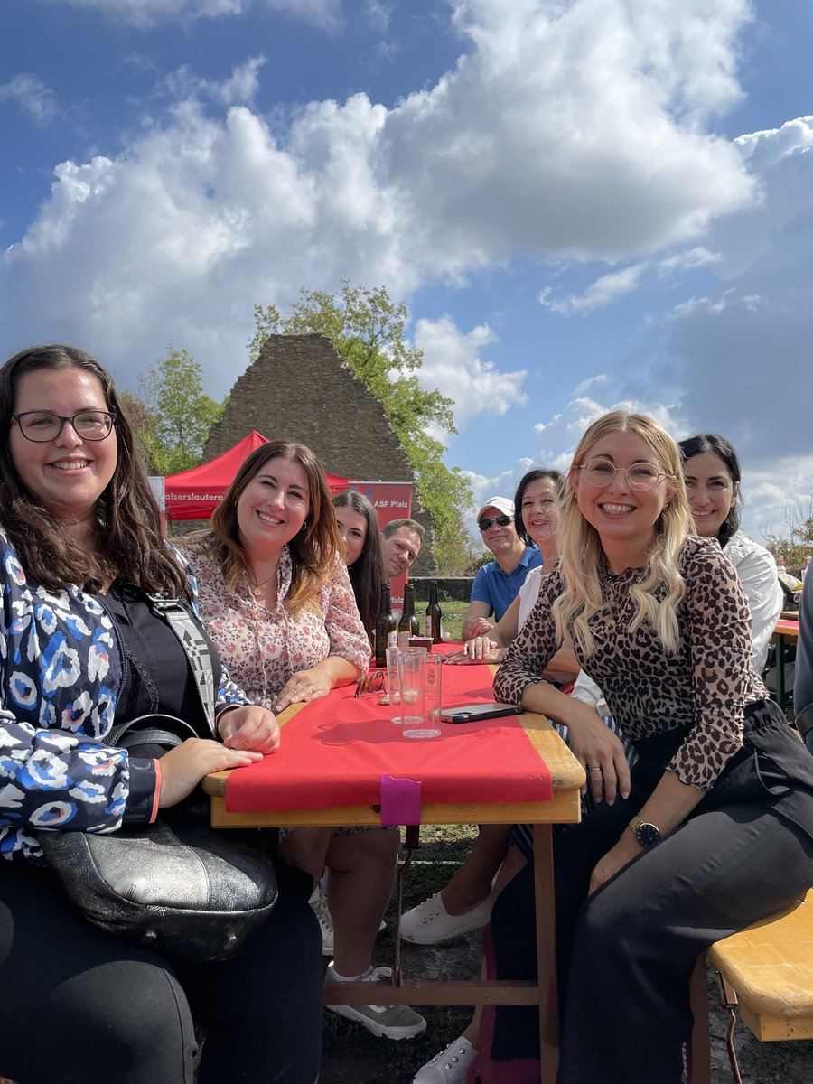 Alexander Schweitzer tweet media