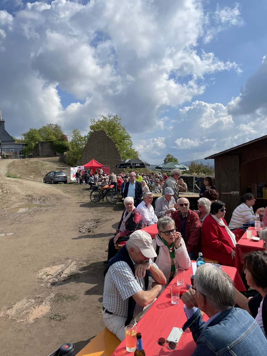 Alexander Schweitzer tweet media