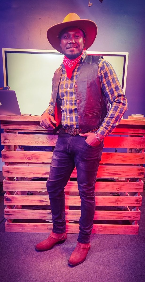 #TV47CountryRide Show is about to start..Dust off your boots and buckle up