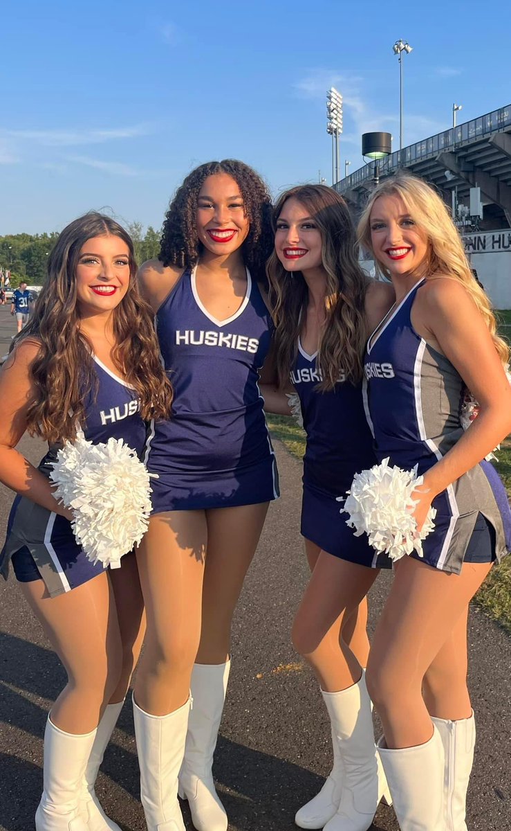 BC alums reppin’ on the <a href="/UConnDanceTeam/">UConn Dance Team</a> !! #MustBeSomethingInTheWater #BristolCT <a href="/BCHSprincipal/">Pete Wininger</a> <a href="/BristolCTSchool/">Bristol Public Schools</a>