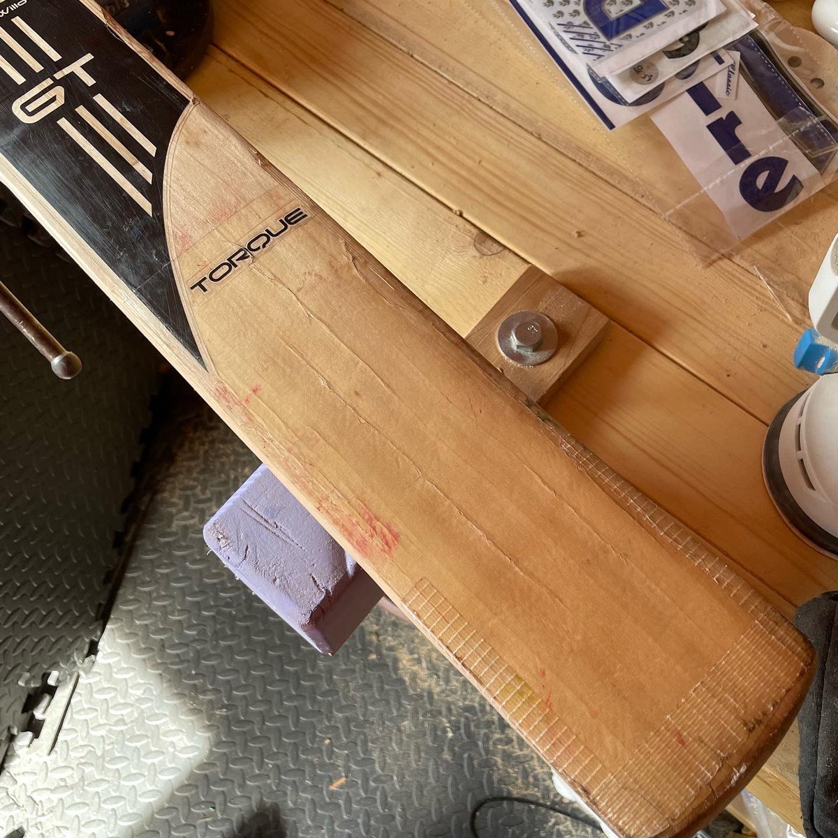 Z10Cricket's tweet photo. Little refurb done for @Johntommo76 ready for The Eagle’s birthday. Hope he likes it. Refurb season is approaching, get your bats in soon to get this year’s prices #refurb #refurbished #cricket #cricketbat https://t.co/grD7VFZSoO