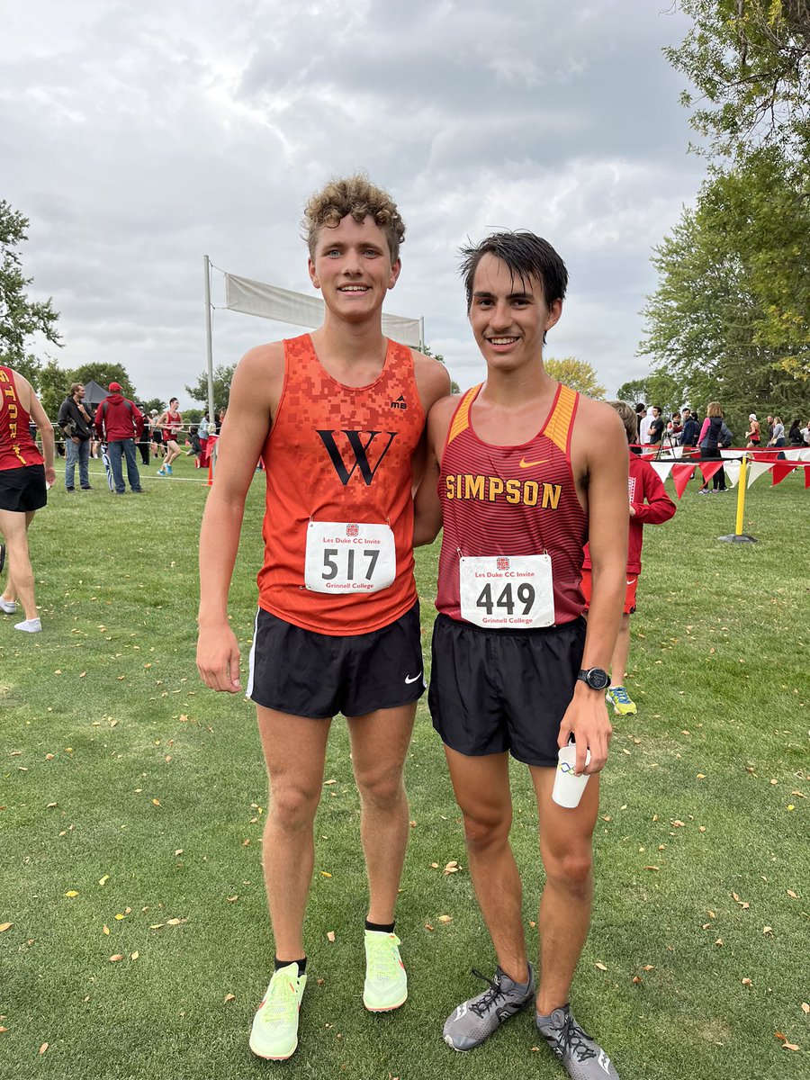 KingsQueensXC's tweet photo. Congrats to two of our alumni, Conner and Noah, on a fast, competitive race yesterday. Can’t wait to see what these young men do at the college level! #alumni #BTRK https://t.co/wh8VjXMxxk