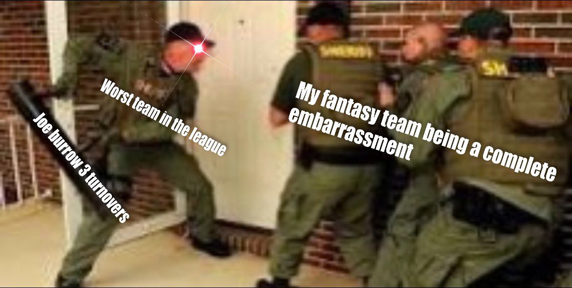 QuinnStowell's tweet photo. Dynasty league in fantasy football is the worst thing that’s ever happened to me https://t.co/medOxVaaEm
