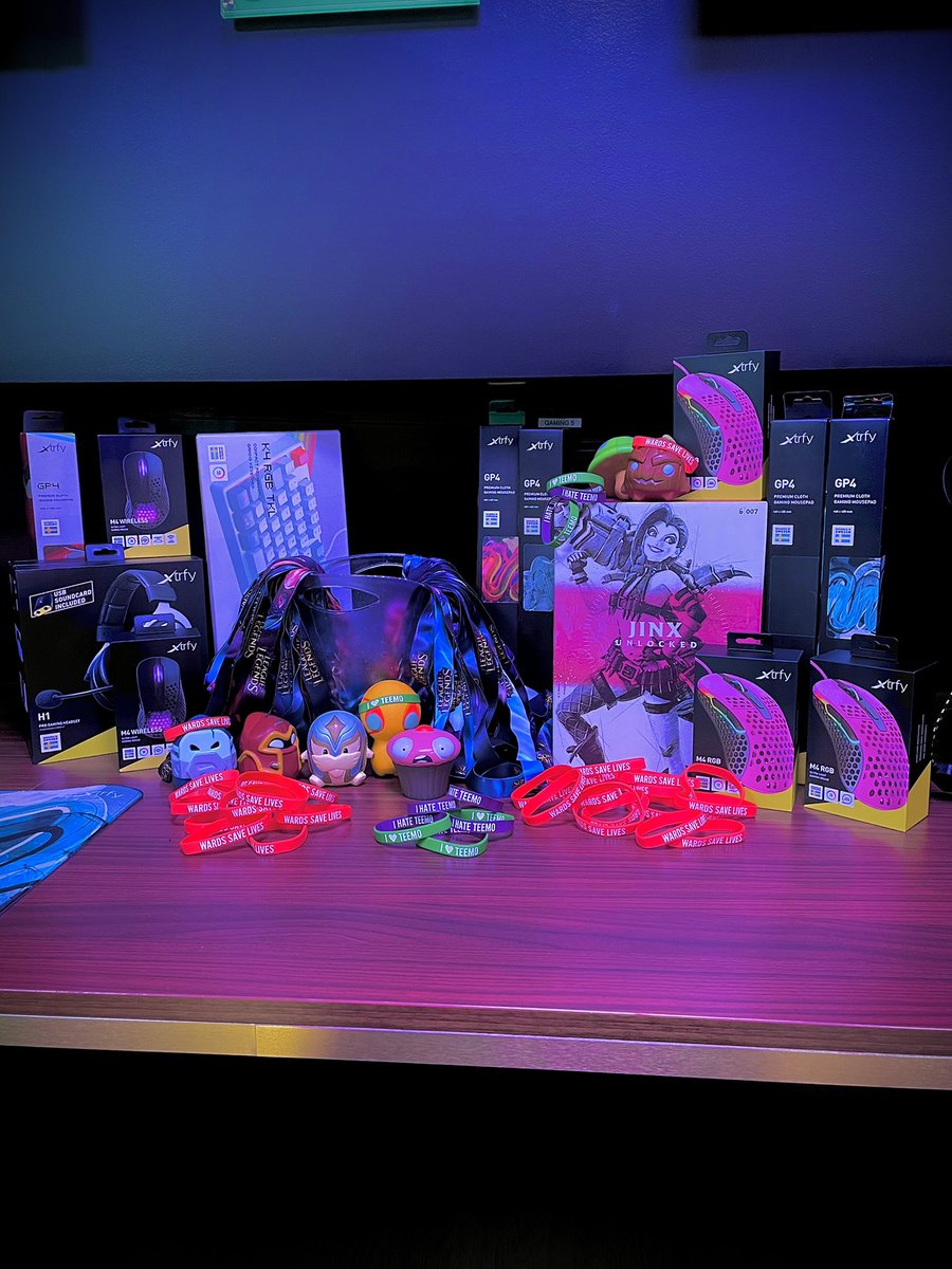 We're doing 1v1 tonight as well, an amazing prize pool with gear from <a href="/Xtrfy/">Xtrfy</a> and <a href="/lolesports/">LoL Esports</a>